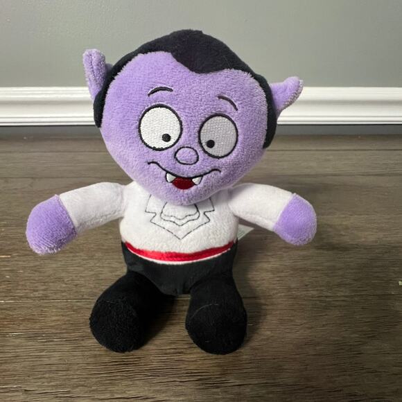 Sound N Light Dracula Purple‎ Plush Vampire Halloween - Picture 1 of 5